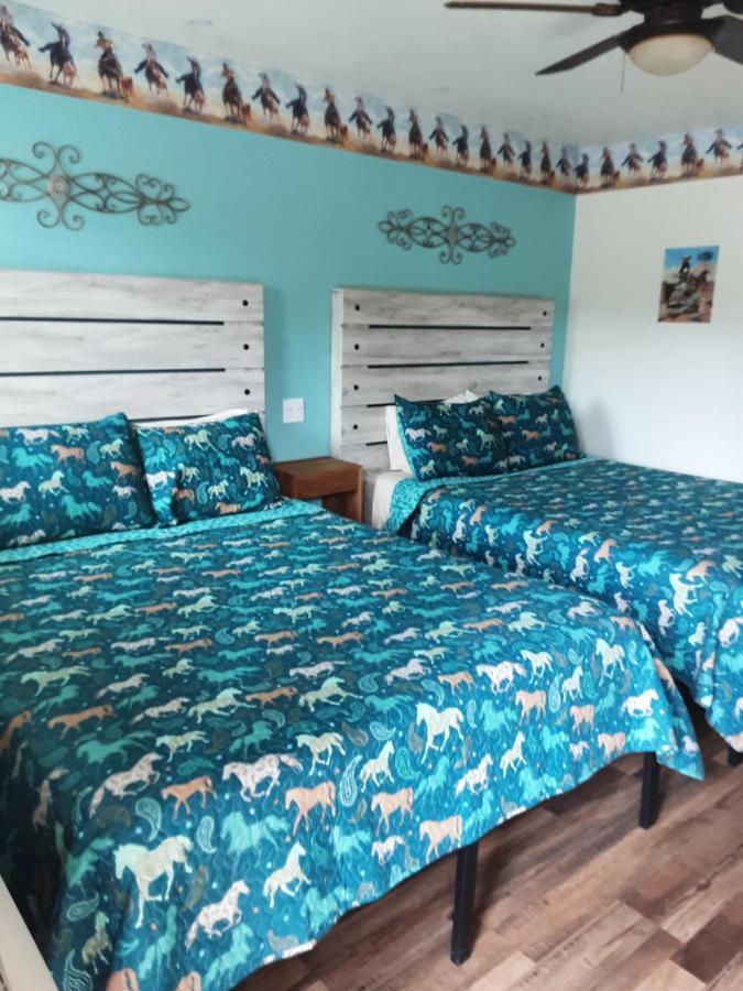 Horseshoe Riverside Lodge Каньон-Лейк Экстерьер фото